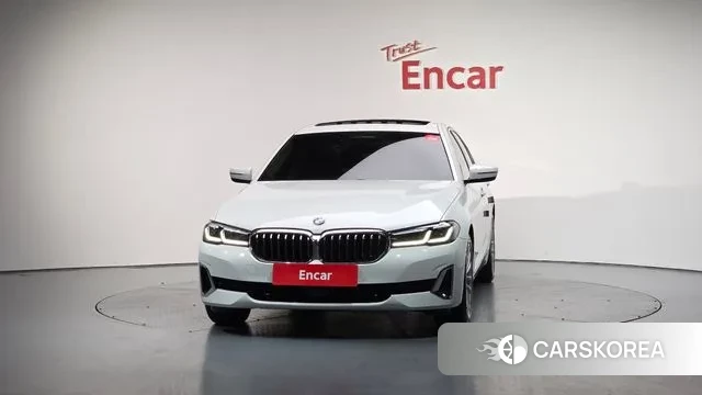 BMW 5 Series (G30) id 3366715 из Кореи 12