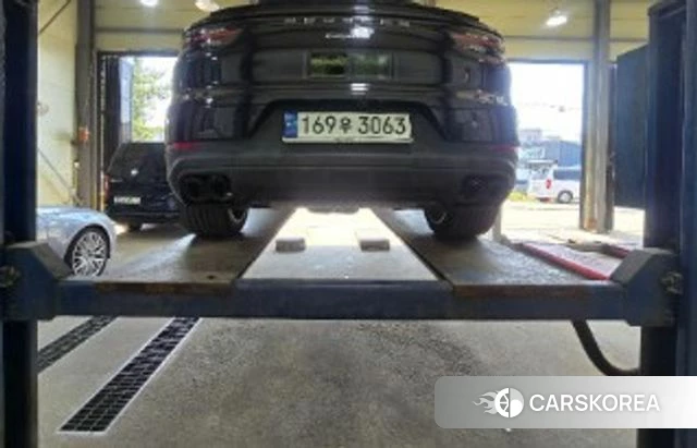 Porsche Cayenne (PO536) 2023 Черный из Кореи, фото 2