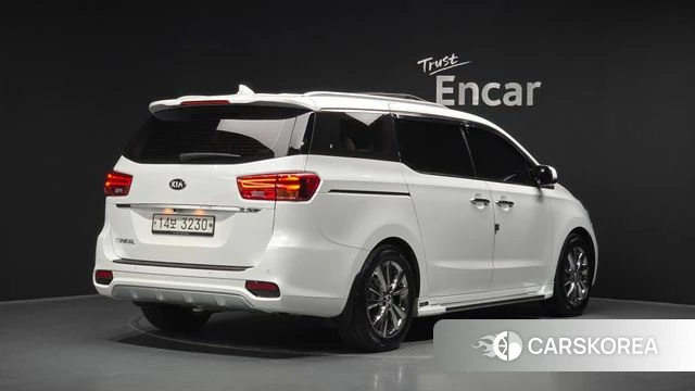 Kia The New Carnival id 4693841 из Кореи 12