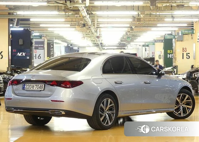 Mercedes-Benz E-Class W214 id 4185762 из Кореи 12