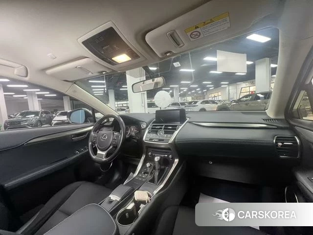 Lexus NX id 4263383 из Китая 12