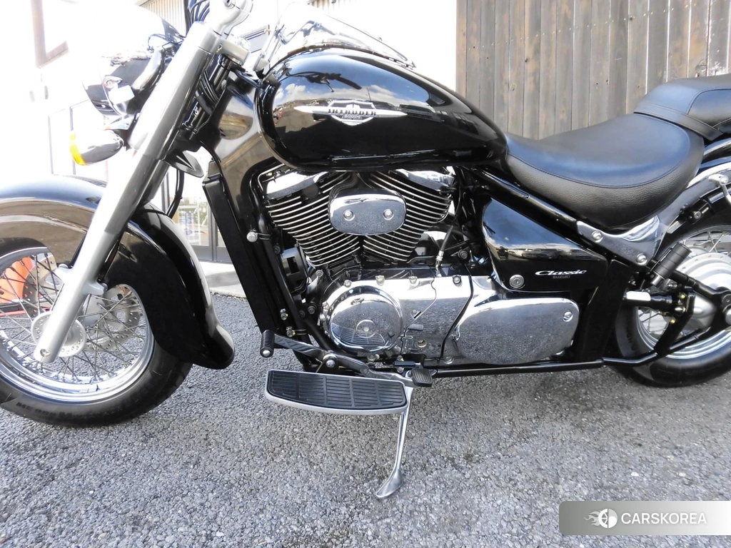 Проданный Suzuki INTRUDER 400 CLASSIC 2011 из Японии