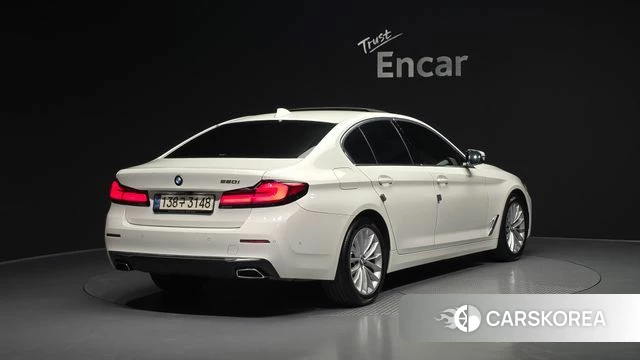 BMW 5 Series (G30) id 3898035 из Кореи 12