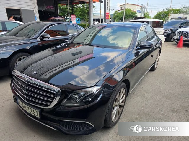 Mercedes-Benz E-Class W213 2019 Черный из Кореи, фото 2