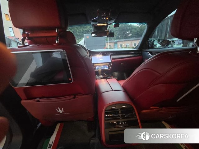Maserati Quattroporte 2019 Белый из Кореи, фото 2