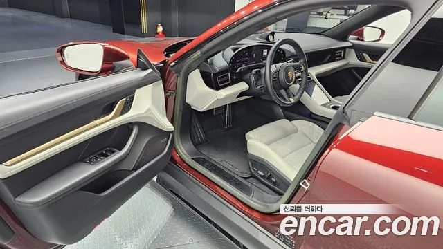 Porsche Taycan id 2563785 из Кореи 12