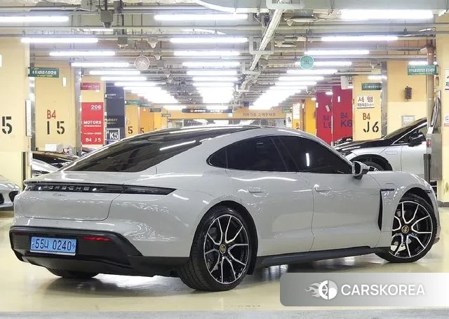 Porsche Taycan id 3518172 из Кореи 12