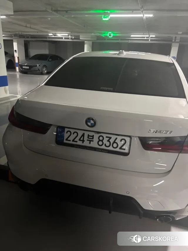 BMW 3 Series (G20) 2023 Белый из Кореи, фото 2