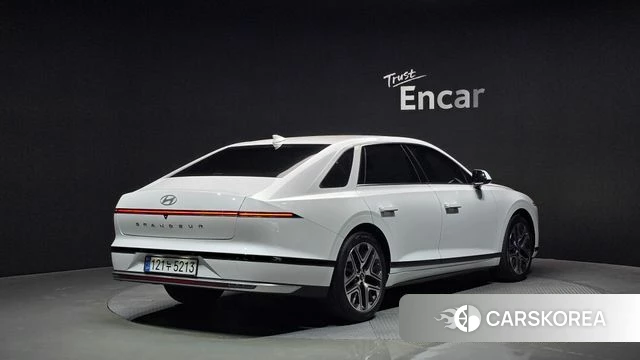 Hyundai Grandeur (GN7) id 3963727 из Кореи 12