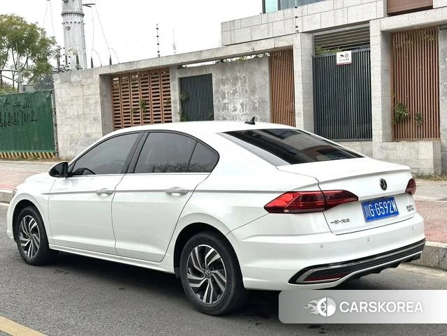 Volkswagen Bora 2022 Белый из Китая, фото 6