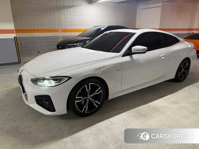 BMW 4 Series (G22) 2021 Белый из Кореи, фото 2