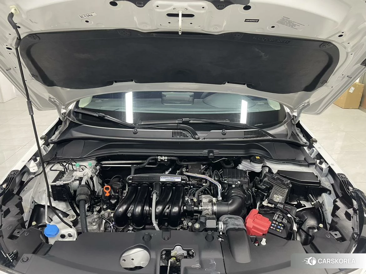 Honda Vezel id 4504804 из Китая 9