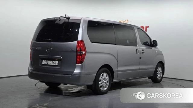 Hyundai The New Grand Starex id 4574382 из Кореи 12