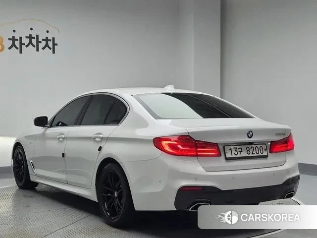 BMW 5 Series (G30) id 3391249 из Кореи 11