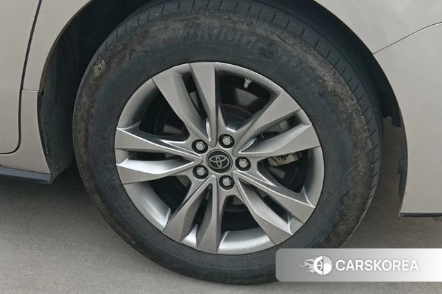 Toyota Saina id 4313741 из Китая 12