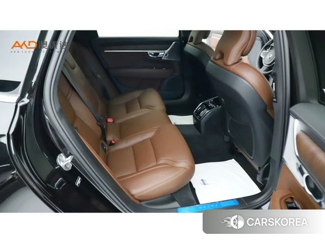Volvo S90 2024 Черный из Китая, фото 2