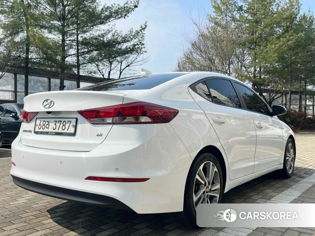 Hyundai Avante AD id 3834828 из Кореи 12