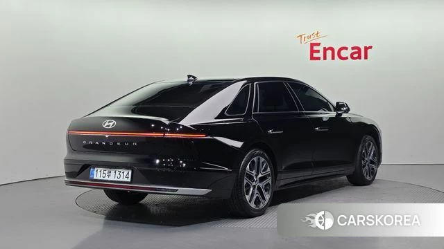 Hyundai Grandeur (GN7) id 3952500 из Кореи 12