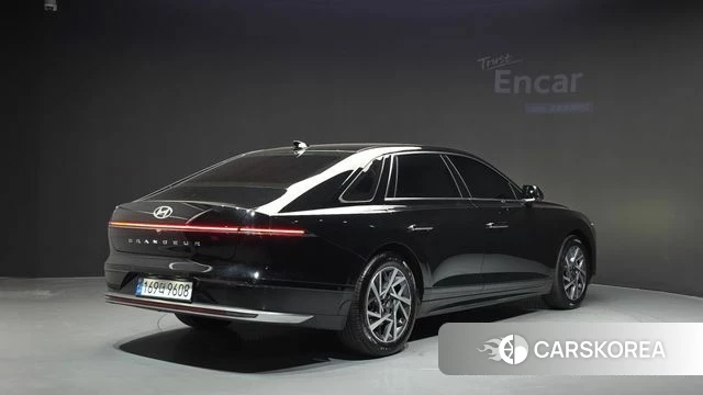 Hyundai Grandeur Hybrid (GN7) id 4871401 из Кореи 12