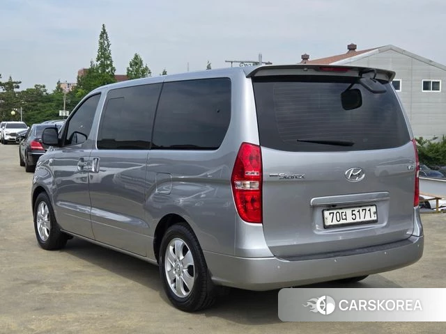 Hyundai The New Grand Starex id 4396914 из Кореи 12