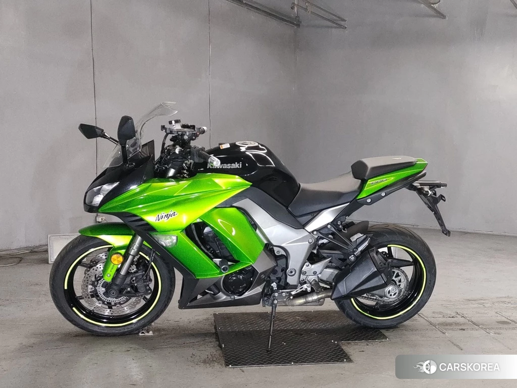 Проданный Kawasaki NINJA 1000 2013 из Японии