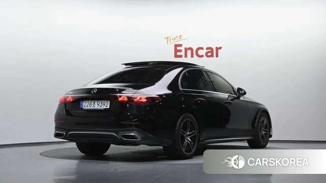 Mercedes-Benz E-Class W214 id 4488136 из Кореи 12