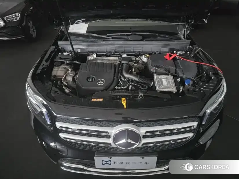 Mercedes-Benz GLB 2022 Черный из Китая, фото 2