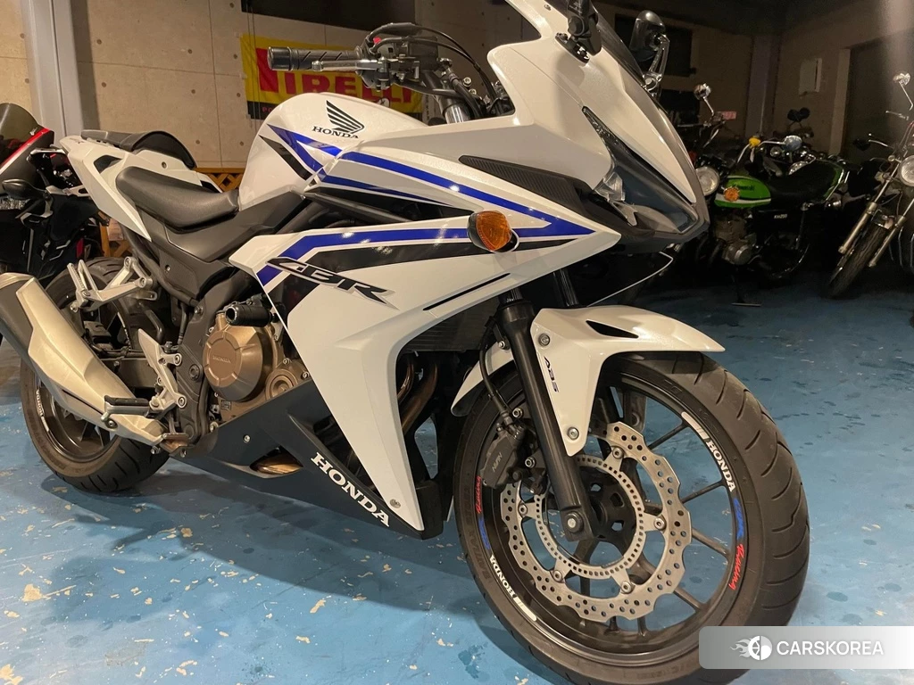 Проданный Honda CBR400R ABS 2017 из Японии, фото 2