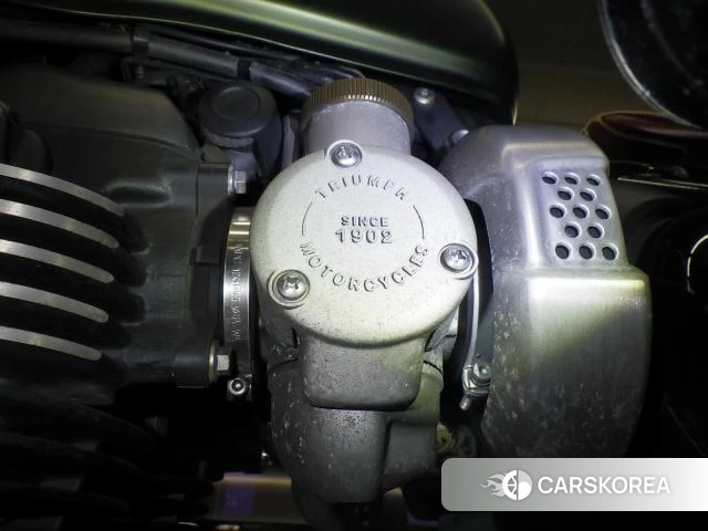 Engine photo