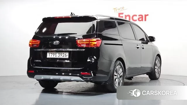 Kia The New Carnival id 3627106 из Кореи 12