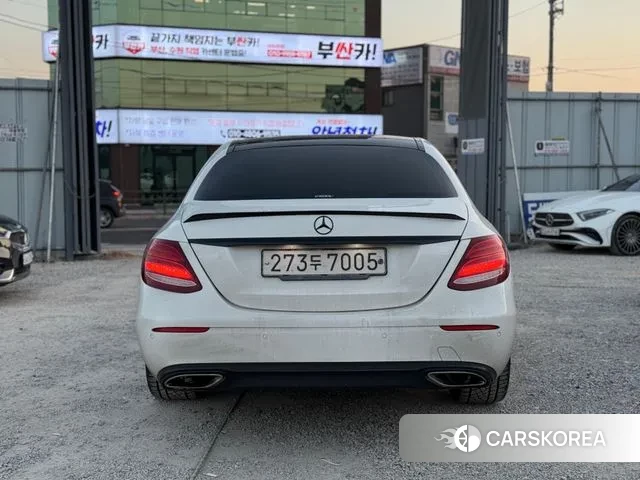 Mercedes-Benz E-Class W213 2019 Белый из Кореи, фото 2