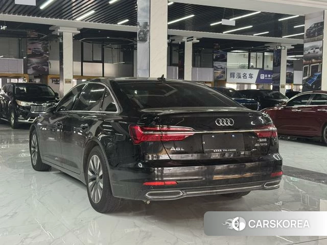 Audi A6L id 4333452 из Китая 7