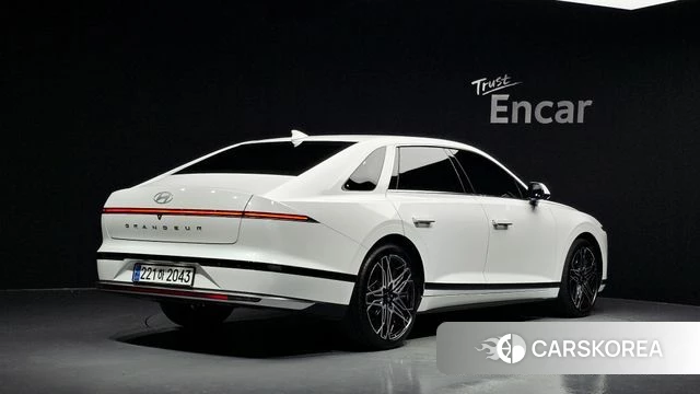 Hyundai Grandeur Hybrid (GN7) id 4854321 из Кореи 12