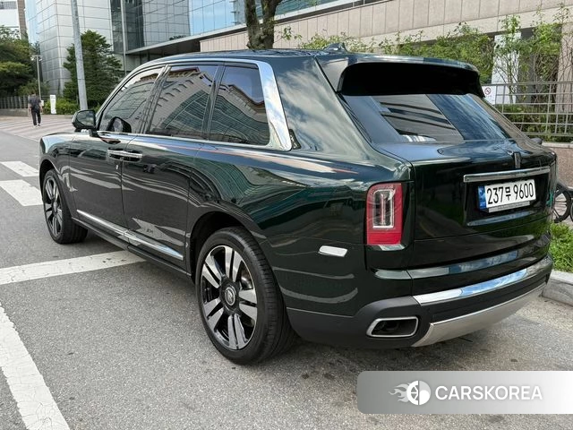 Rolls-Royce Cullinan id 4585124 из Кореи 10