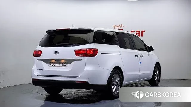 Kia The New Carnival id 3552898 из Кореи 12