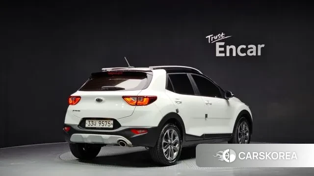 Kia Stonic id 3221036 из Кореи 12