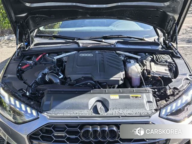 Audi A4L id 4307414 из Китая 8