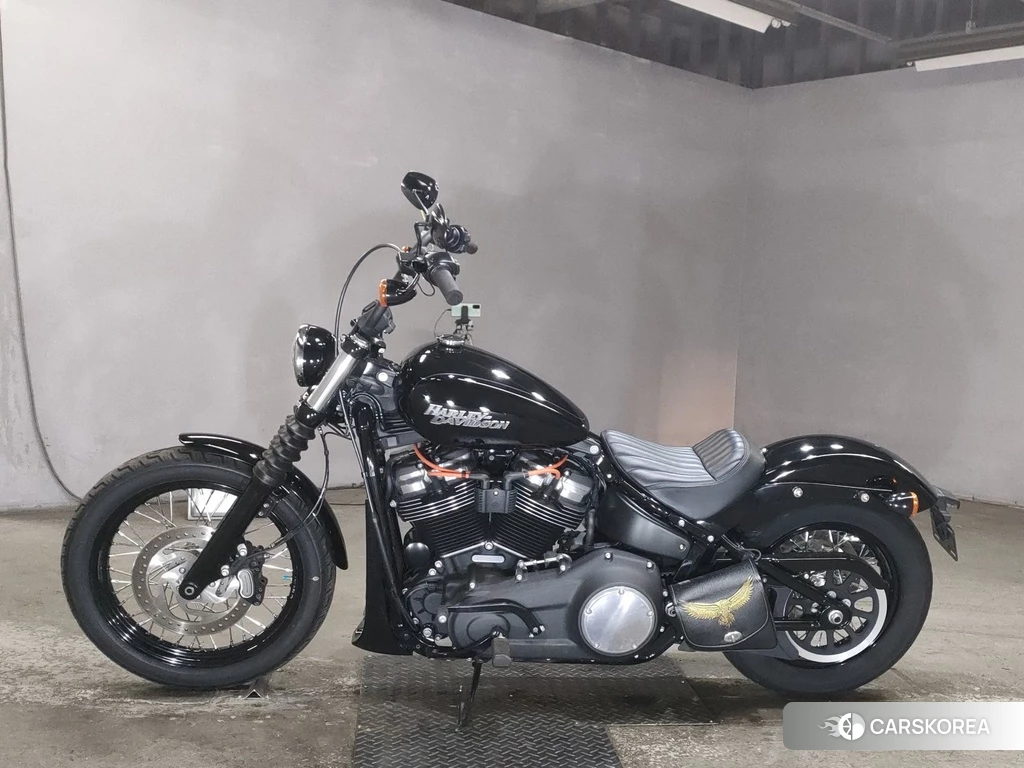 Проданный Harley-Davidson Softail Street Bob FXBB1750 2018 из Японии, фото 2