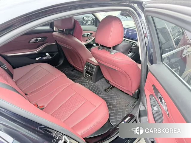 BMW 3 series 2024 Черный из Китая, фото 2