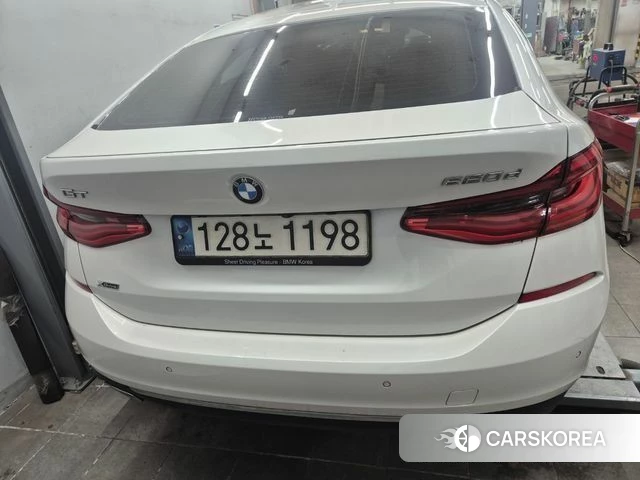 BMW 6 Series GT (G32) 2022 Белый из Кореи, фото 2