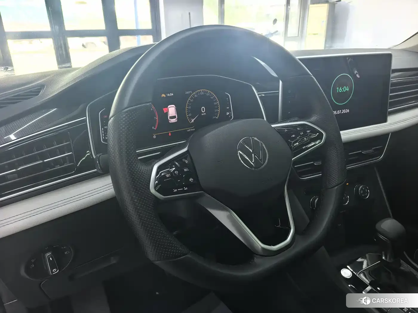 Volkswagen Tiguan L id 4547434 из Китая 12