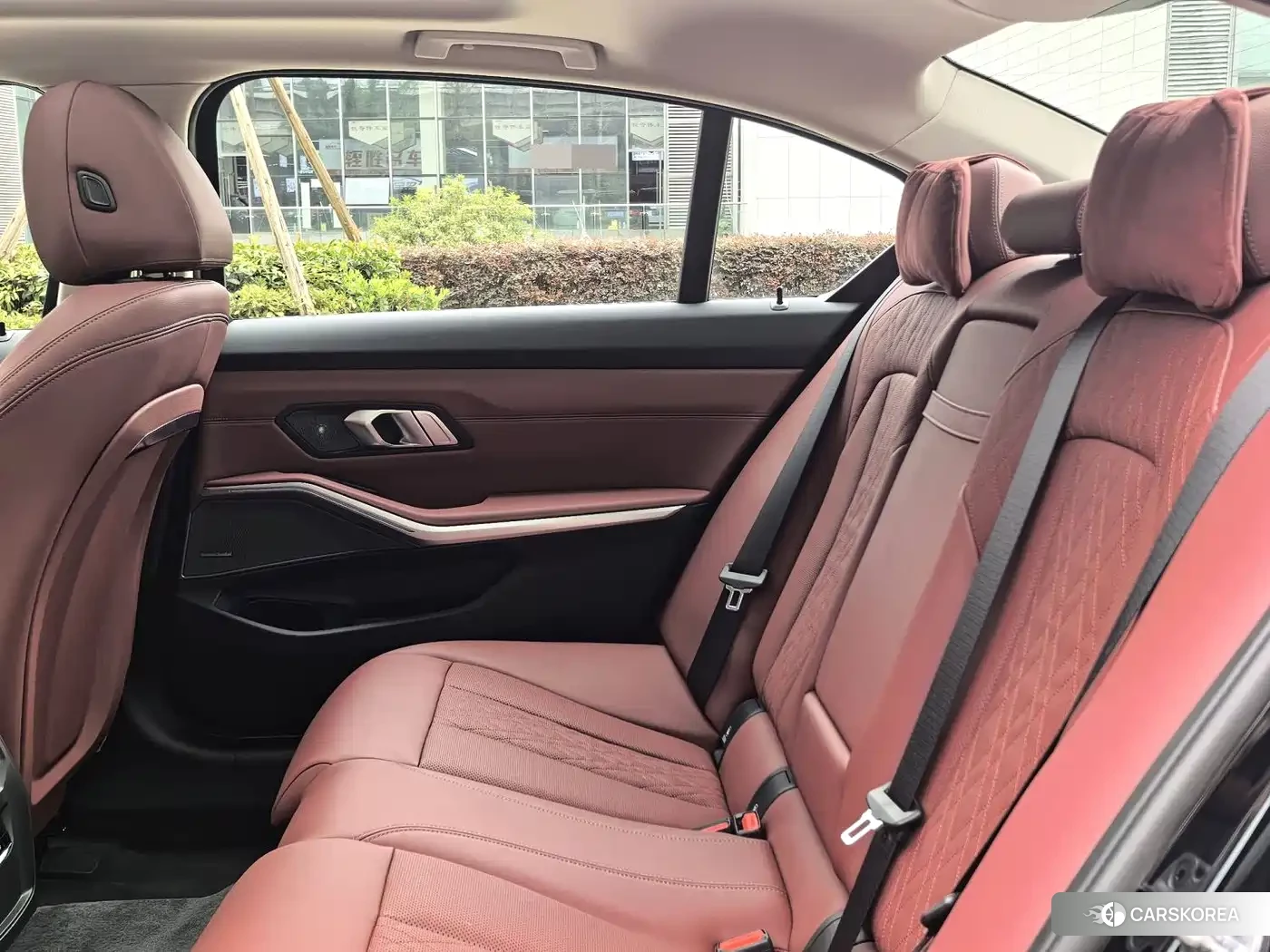 BMW i3 2024 Черный из Китая, фото 2