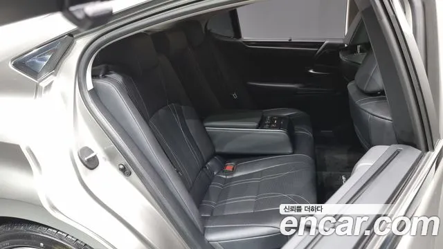 Lexus ES300h 7th generation id 2673183 из Кореи 12