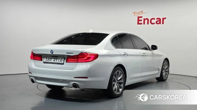 BMW 5 Series (G30) id 4587339 из Кореи 12