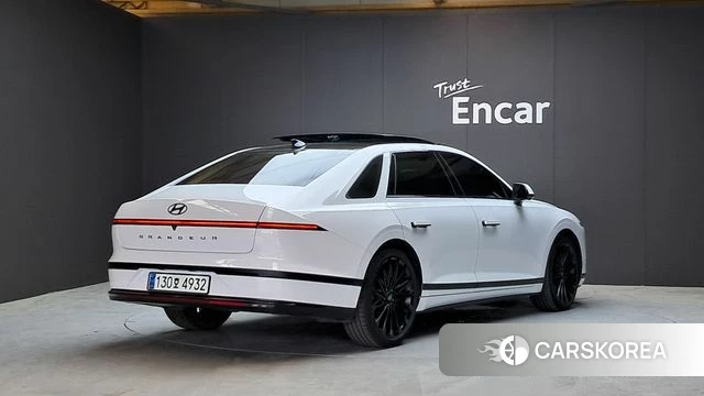 Hyundai Grandeur (GN7) id 4500019 из Кореи 12