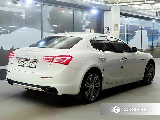 Maserati Ghibli id 4794549 из Кореи 11