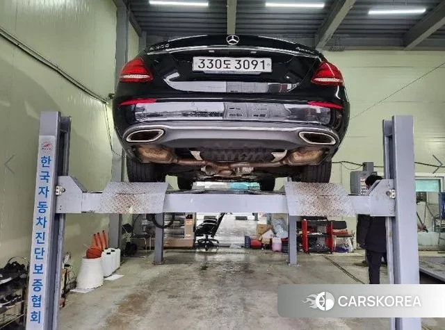 Mercedes-Benz E-Class W213 2020 Черный из Кореи, фото 2