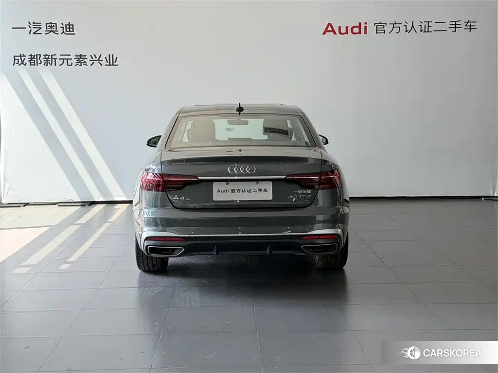 Audi A4L 2023 Silver/gray из Китая, фото 6