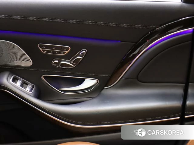 Mercedes-Benz Maybach S-class id 4366177 из Китая 12