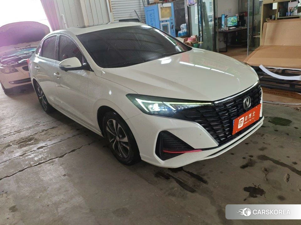 Chang'an Yidong 2023 Белый из Китая, фото 2